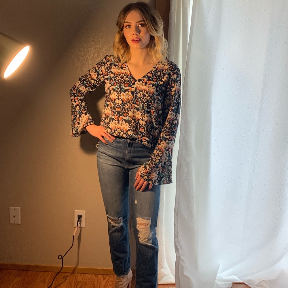 Floral top